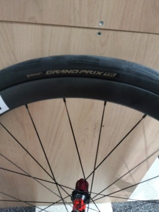 Ruedas DT Swiss Carbono Perfil 40