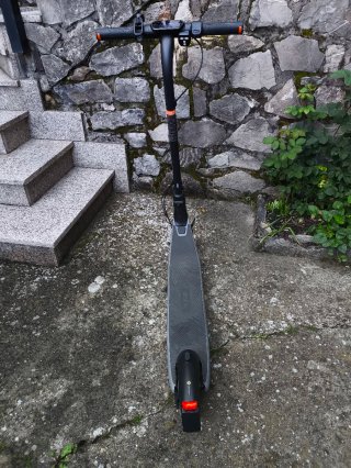 Ninebot E2 Patinete Eléctrico