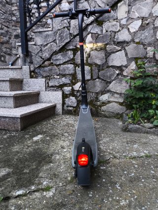 Ninebot E2 Patinete Eléctrico