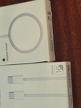 Caricatore MagSafe e cavo USB-C per iPhone