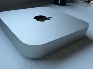 Apple Mac Mini M1 Plata