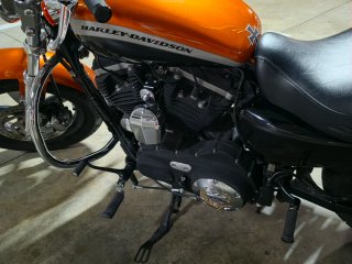 Harley-Davidson Sportster XL1200 Custom Naranja