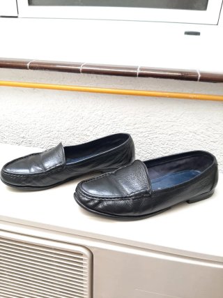 Zapatos de piel, color negros, piel flexibles,