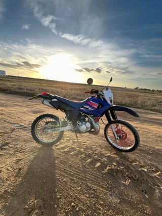 Yamaha DT 125RE 9000km acepto cambio por 250 2t