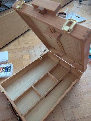 Maletín de dibujo de madera