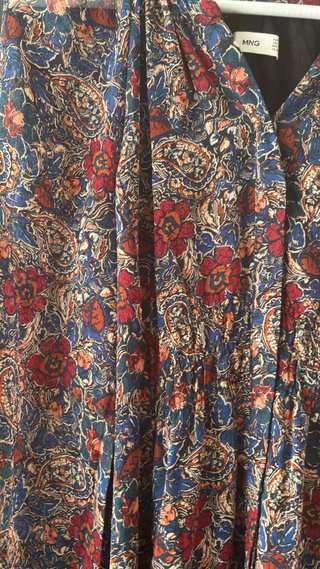 Vestido Mango floral talla S