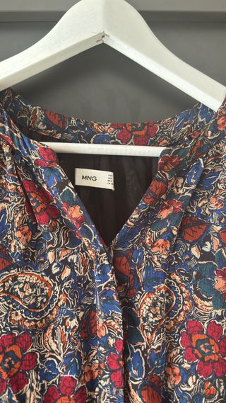 Vestido Mango floral talla S