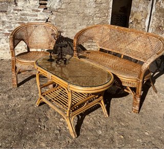 Conjunto mimbre y cristal exterior vintage