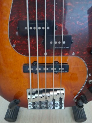 Bajo Eléctrico Marcus Miller P7 Alder-5 2nd Gen