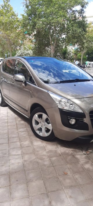 Peugeot 3008 2013