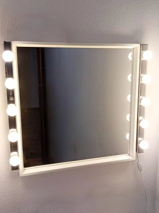 Tocador con espejo y luces LED