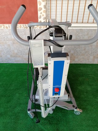 Grúa Elevadora E-150 para Mayores