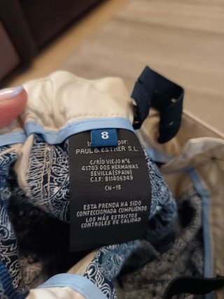 Pantalón crema estilo español