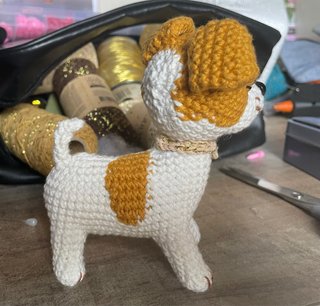 Mascota personalizada a crochet