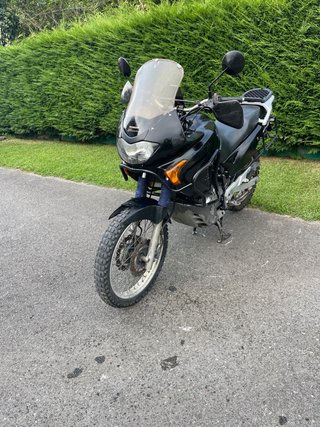 Honda Transalp Negra