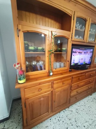 Mueble comedor madera maciza provenzal