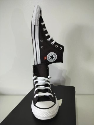 Converse Chuck Taylor All Star Canvas Sneakers