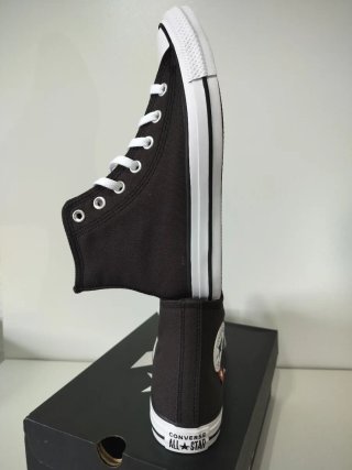 Converse Chuck Taylor All Star Canvas Sneakers