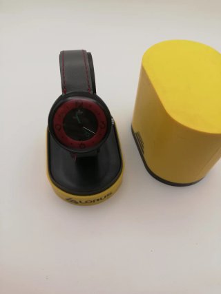 Orologio Lorus Quarzo Nero Rosso