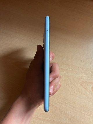 Samsung Galaxy A13 4G 64GB Azul + Funda Rugerizada