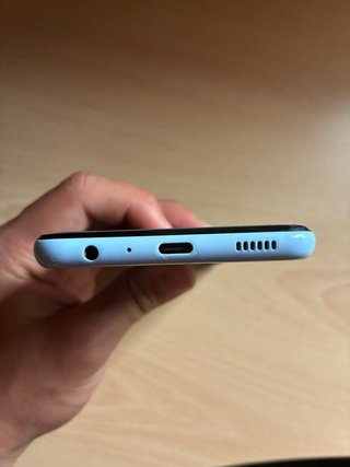 Samsung Galaxy A13 4G 64GB Azul + Funda Rugerizada