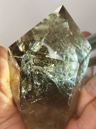 Punta Cuarzo Ahumado Rutilado Arcoíris