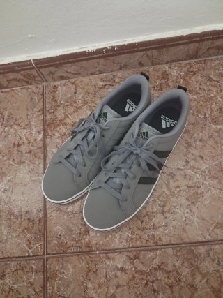 Zapatillas Adidas Grises hombre