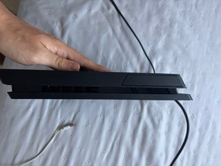 Consola PS4 slim 500GB Negra