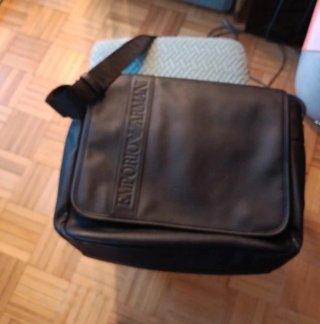 Bolso Emporio Armani Negro Casi Nuevo