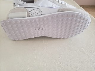 Zapatillas Puma Blancas y Grises Talla 43
