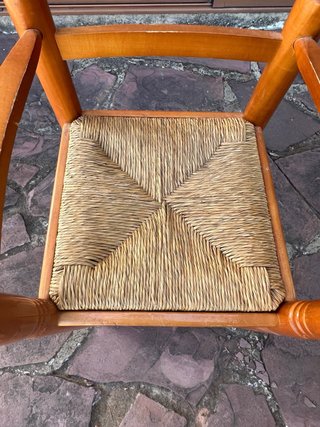 Trona madera y mimbre