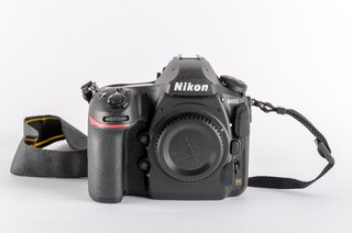 Nikon D850 Full Frame 17.740 disparos + caja