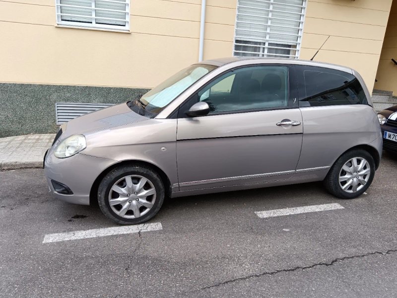 Lancia Ypsilon 2008 - foto 1