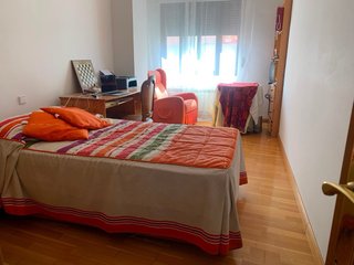 Alquiler 3 habitaciones chicas 3 baños anueblado