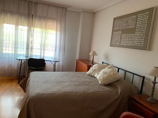 Alquiler 3 habitaciones chicas 3 baños anueblado