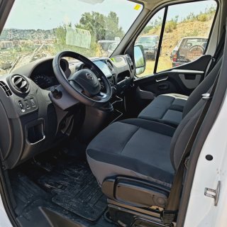 Nissan NV400 2016
