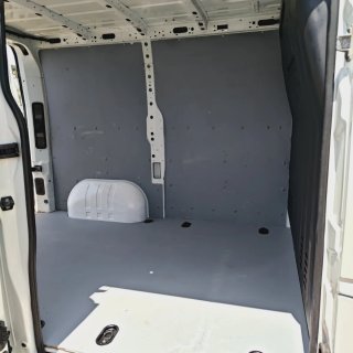 Nissan NV400 2016
