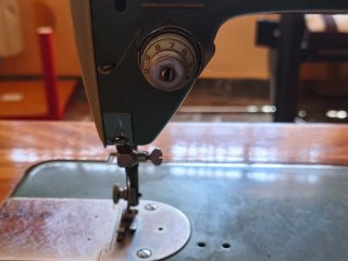 Máquina de coser Alfa Royale