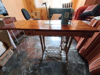 Máquina de coser Alfa Royale