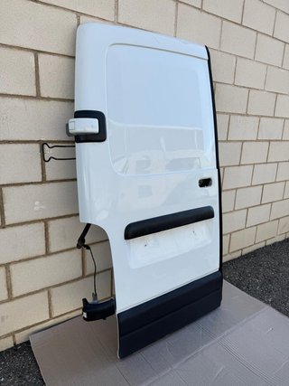 PUERTA TRASERA IZQUIERDA CERRADA RENAULT MASTER 2