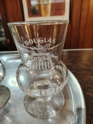 3 Copas Cerveza Gordon Highland Scotch Ale