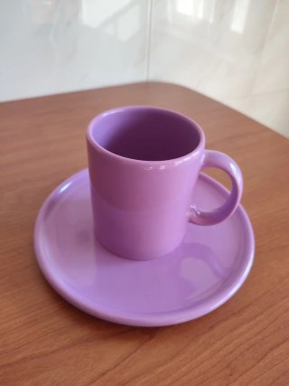 Juego 4 tazas con plato cerámica