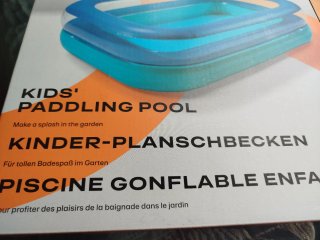 Piscina infantil hinchable azul y turquesa