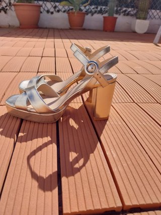 Sandalias Latouche Piel