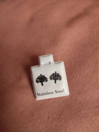 3 pares de pendientes pequeños