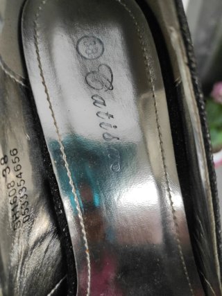 Zapatos Tattisa Negros Brillantes Talla 38