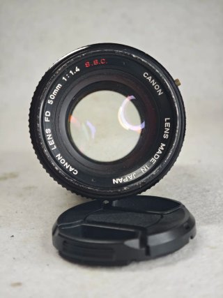 Canon FD 50mm f/1.4 SCC com Adaptador NEX