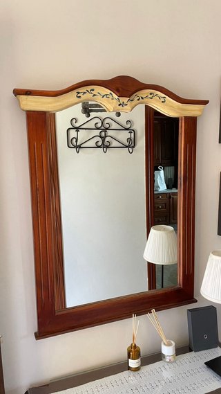 Mueble recibidor con espejo