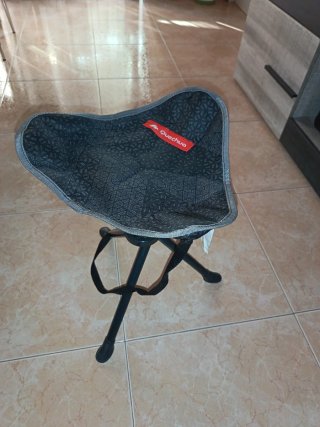 Silla y 2 Taburetes Plegables Quechua
