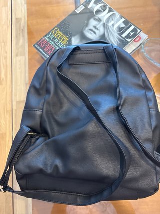 Mochila Negra Primark
